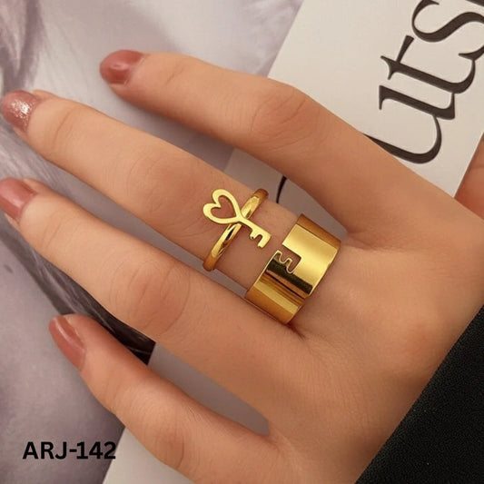 ARJ-142 Lock And Key Ring HHC