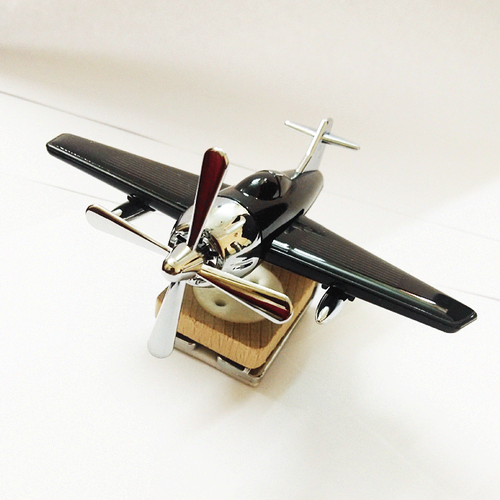 Solar Aeroplane Car Perfume Diffuser – Silver Aircraft Air Freshener for Car Dashboard HHC