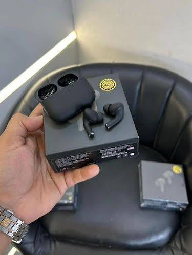 Master Quality AirPods Pro2 Black Active Noise Cancellation (Titanium Master Quality) HHC