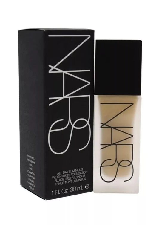 NARS Natural Radiant Longwear Foundation HHC