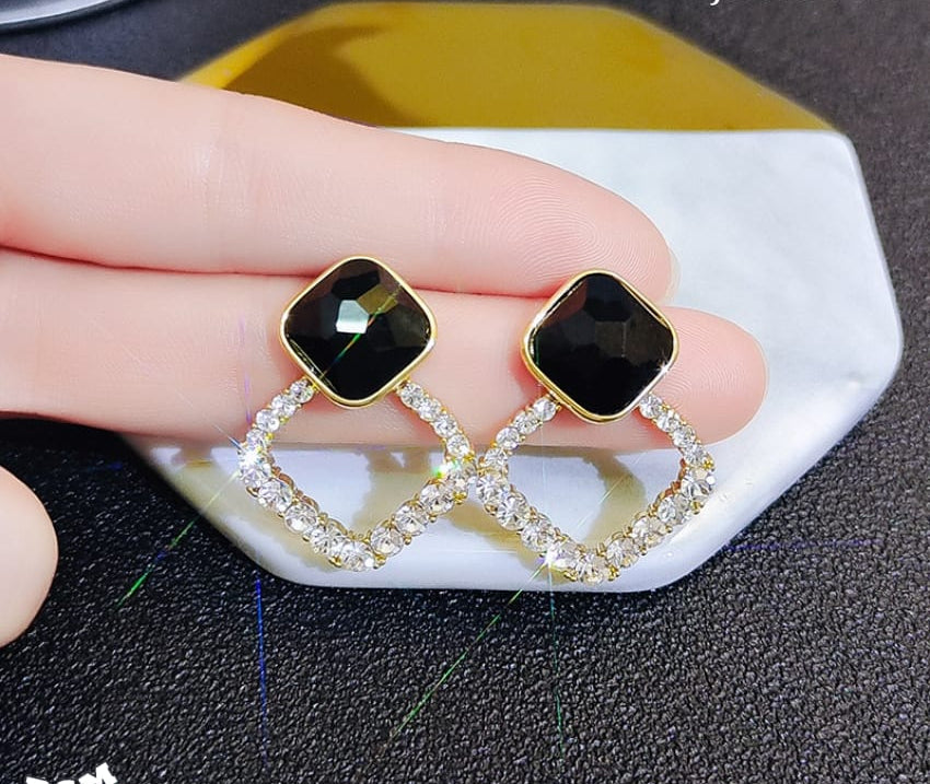 Zircon Korean Black Shiny Resin Rhombus Earrings HHC
