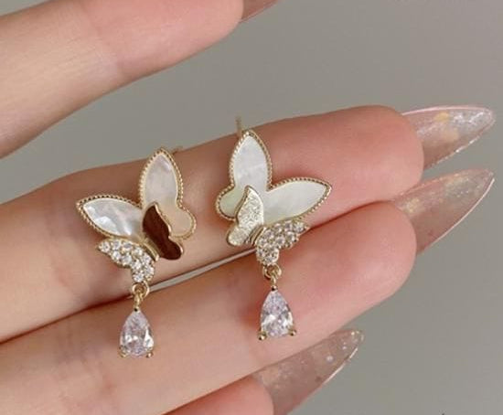 Double Butterfly Hanging Pearl Earrings HHC