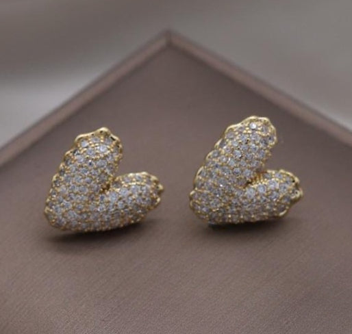 Zircon Heart Stud Earrings HHC