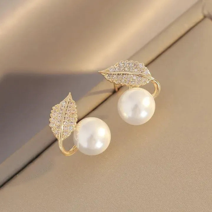 Leaf Pearl Earrings HHC