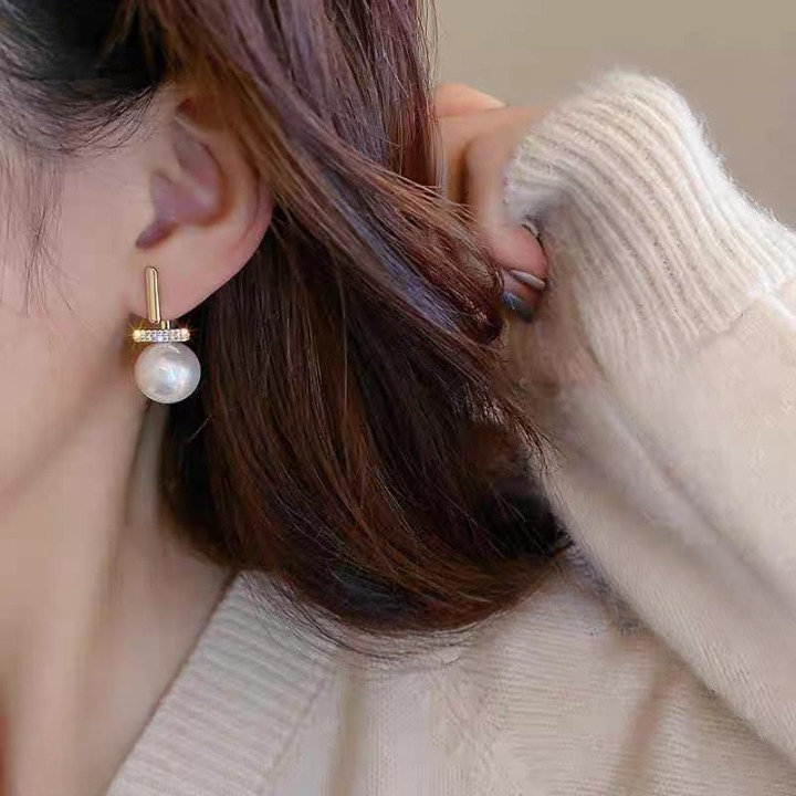 Elegant Pearl Drop Earrings for Women – AXT-102 HHC