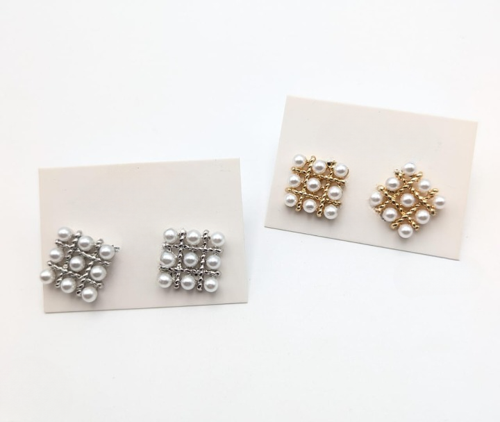 Pearl Square Korean Earrings – PJT-106 HHC