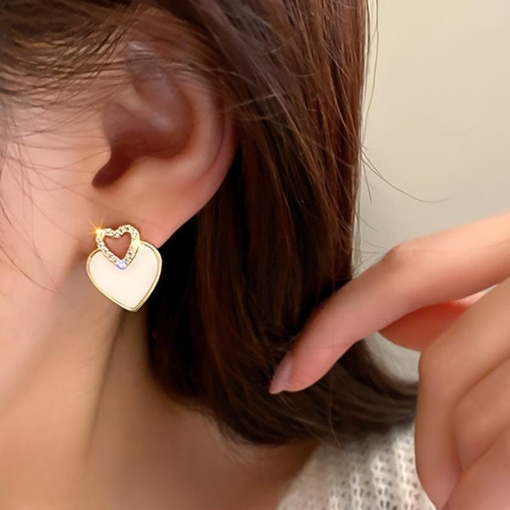PJT-987 Beautiful Korean Heart Shape Zircon Earrings HHC