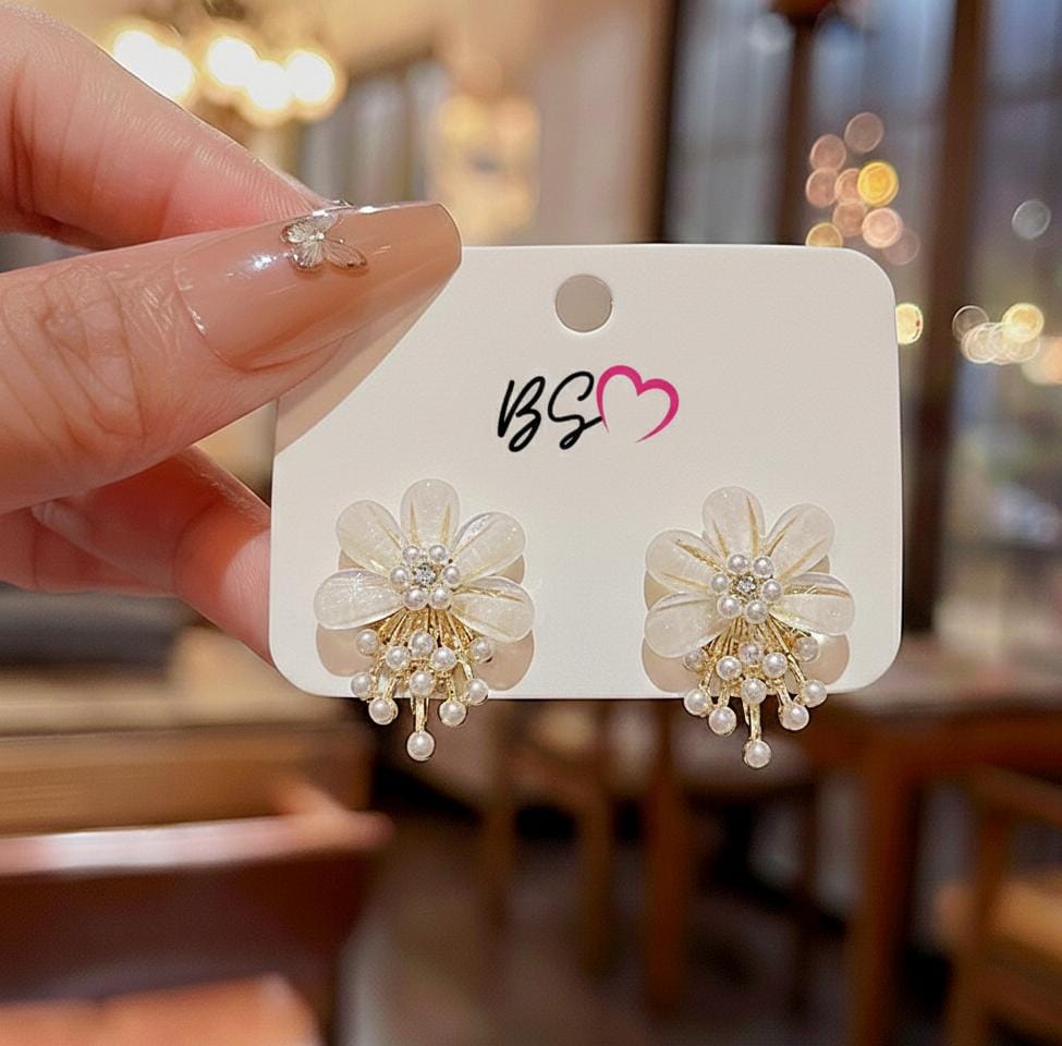 ZJX-162 Flower Pearl Korean Earrings HHC