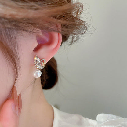 ZJE-911 Swan Pearl Earrings HHC