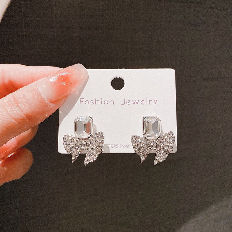 ZJE-165 Sparkling Bow Shape Zircon Korean Earrings HHC