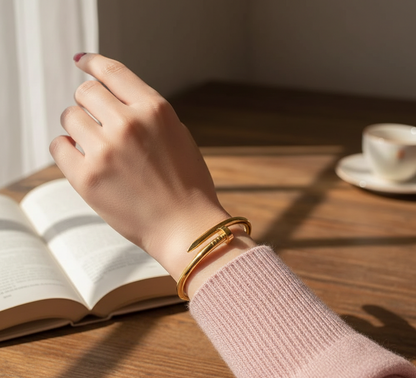 QVT-139 Cartier Nail Bangle HHC