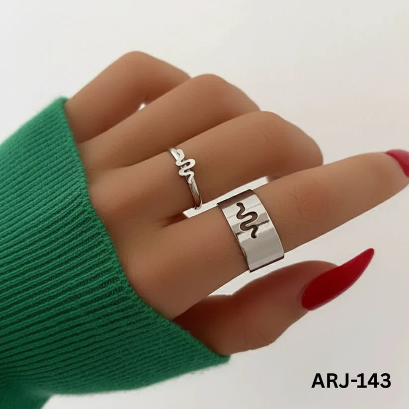 ARJ-143 Snake Shape Adjustable Ring HHC