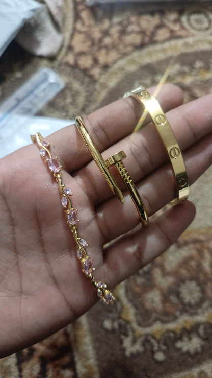 Pack of 3 Bracelets – Nail Cartier, Cartier &amp; Tulip Bracelet Set HHC