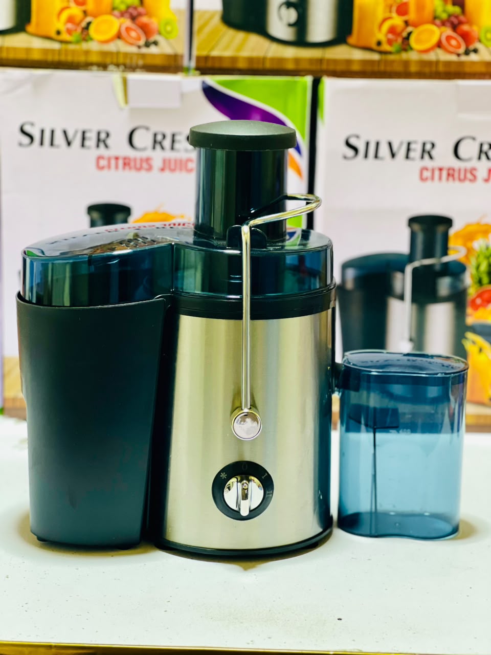 Silver Crest Fruit Juicer With Two Speed Settings HHC