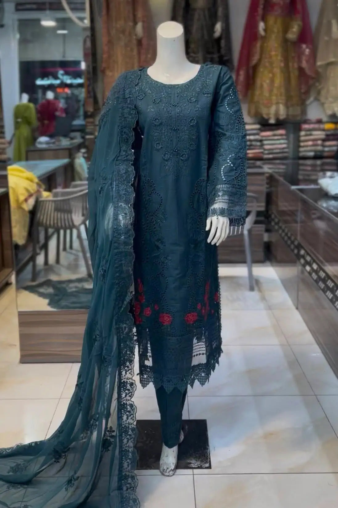 Zink embroidered lawn dress ARJ09 Areej