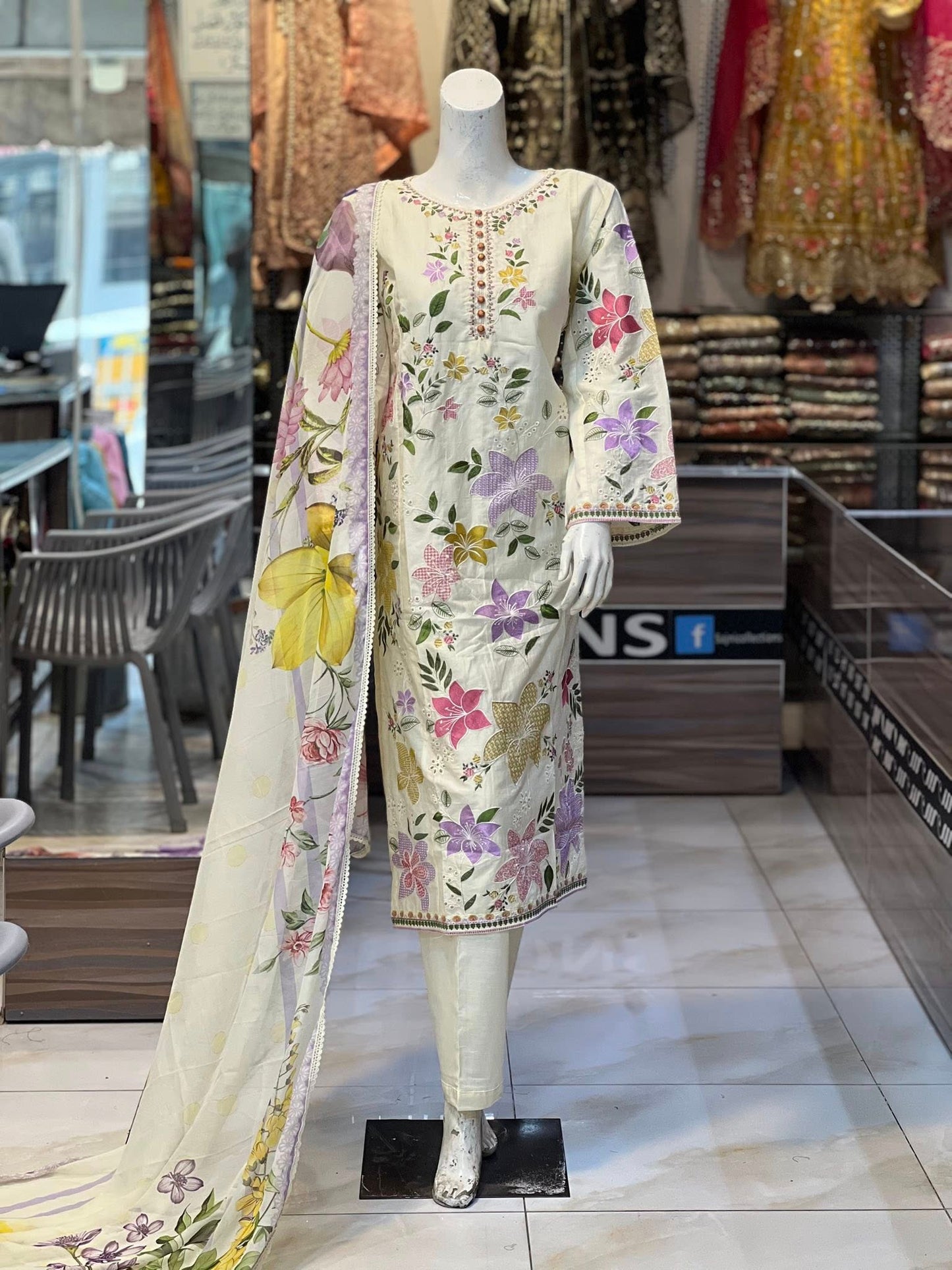 Maria B Lawn Off white