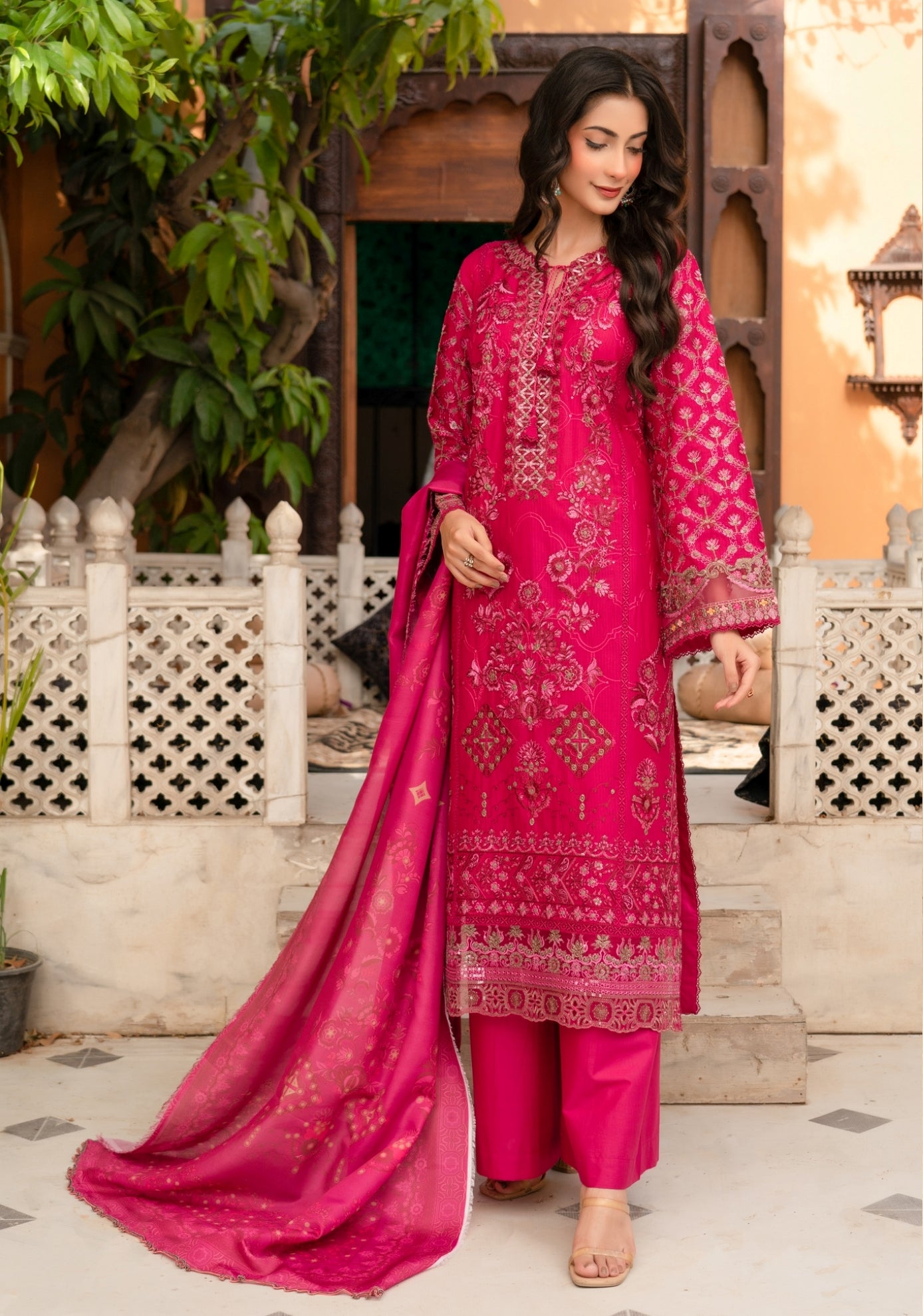 Munira Vol 48, D01