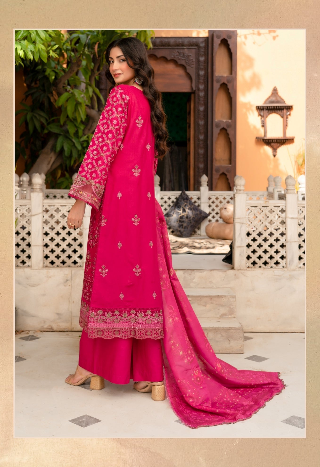Munira Vol 48, D01