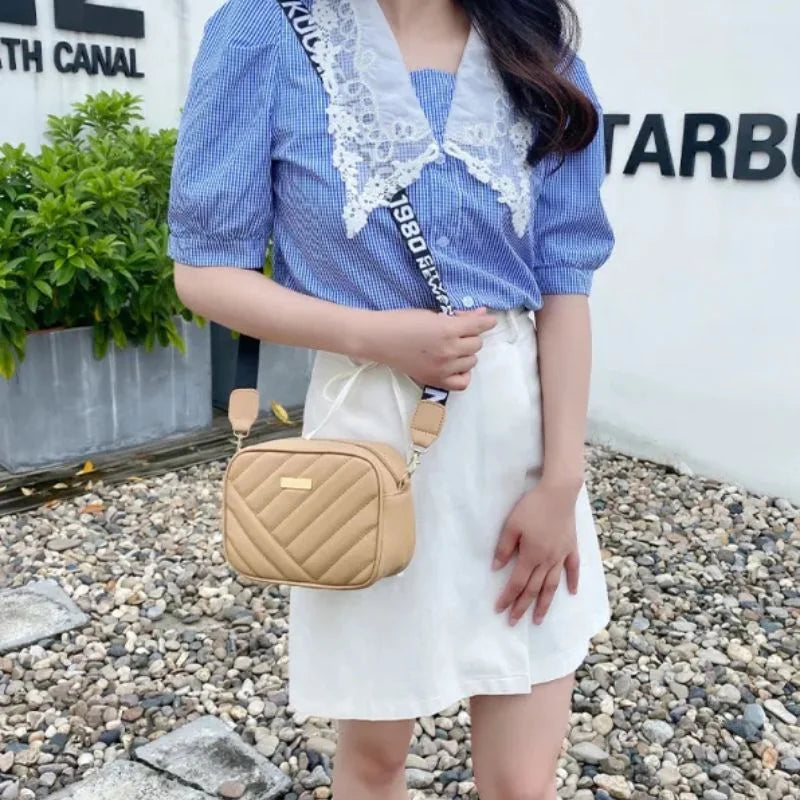 Aura Cream Leather Handbag for Girls & Women YMDS