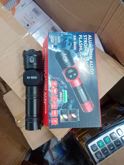 XA-B606 Aluminum Alloy Rechargeable LED Flashlight with Digital Power Display HHC