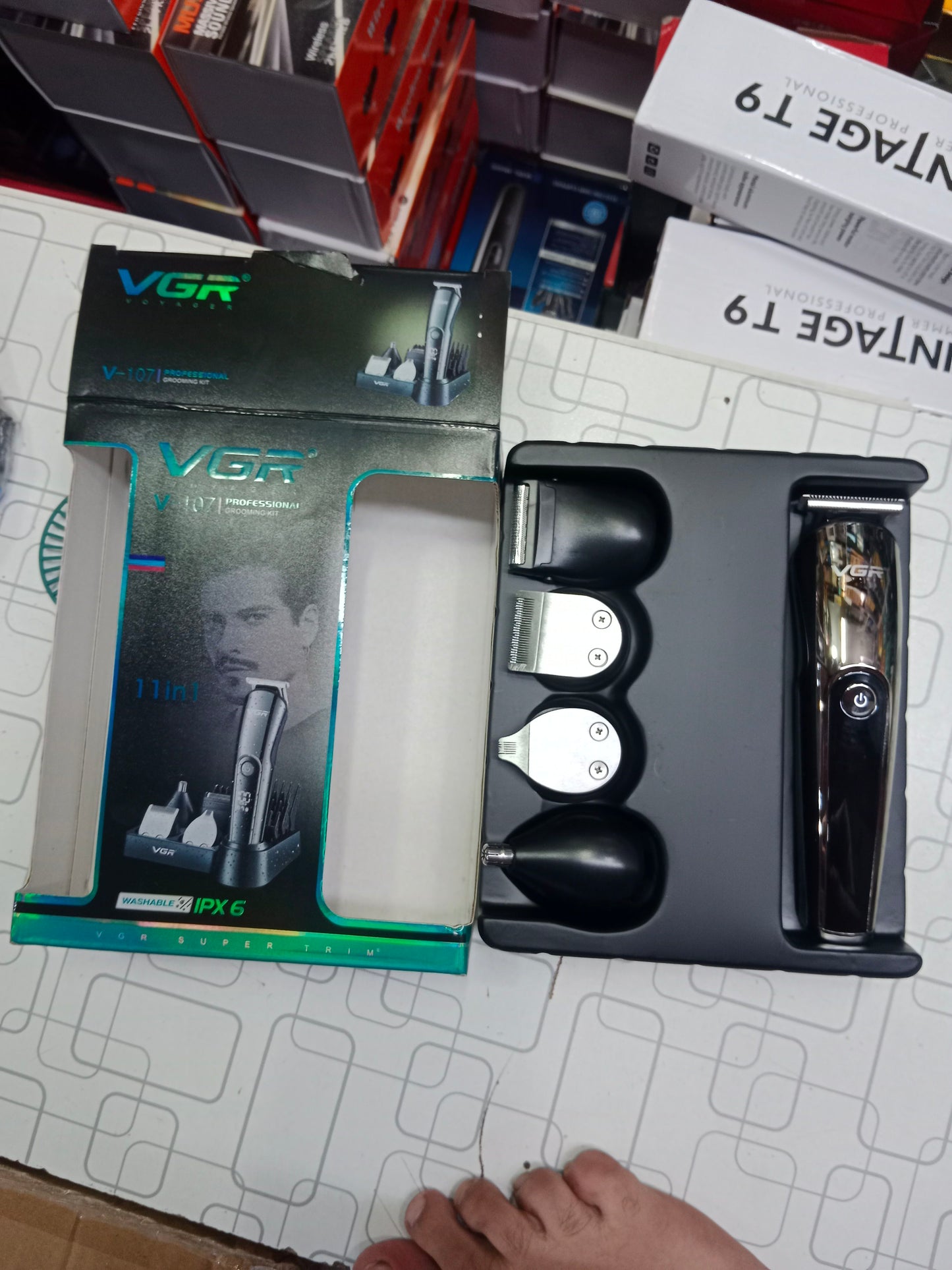 VGR V-107 11-In-1 Professional Grooming Kit With Multiple Attachments For Complete Personal Care HHC